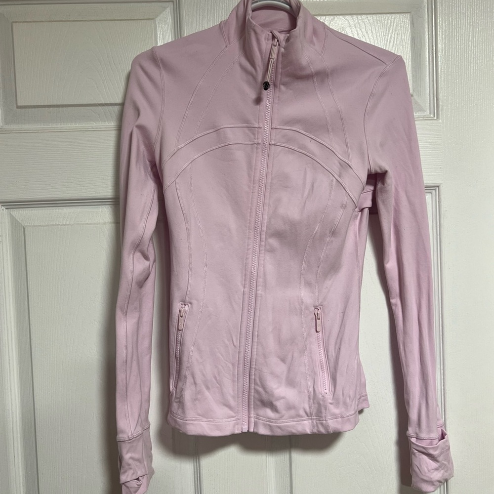 Lululemon define jacket size 4